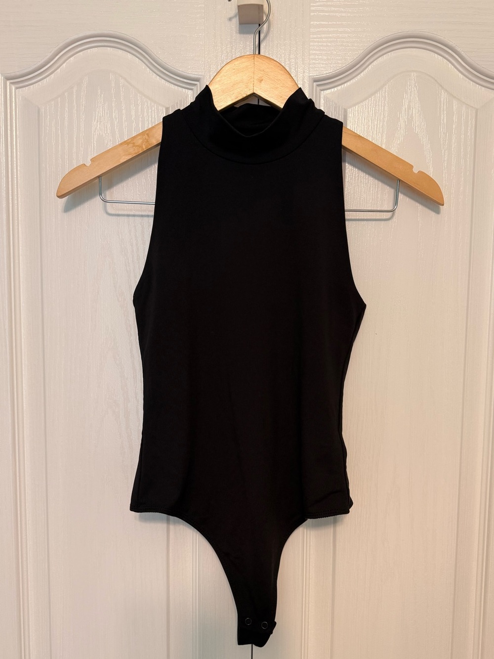 House of Harlow 1960 Black Sleeveless Mock Neck Bodysuit